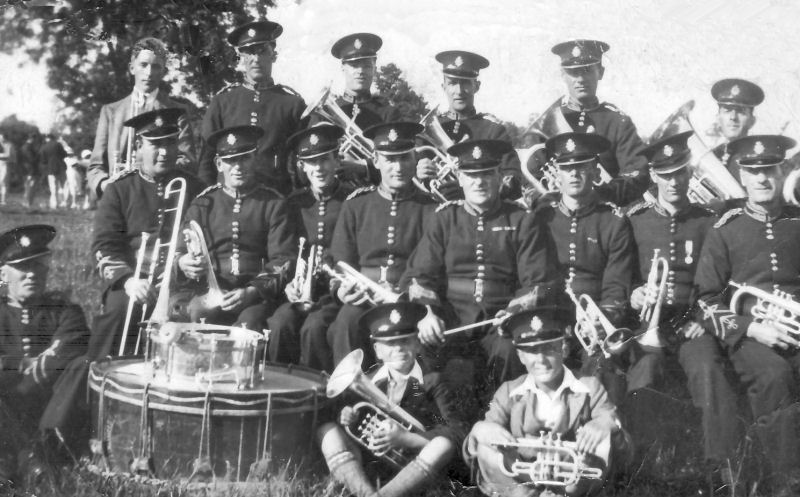 Band -1937